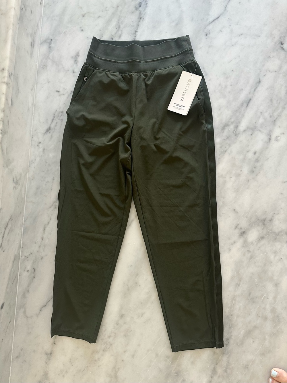 Athleta Army Green Cropped Active Joggers